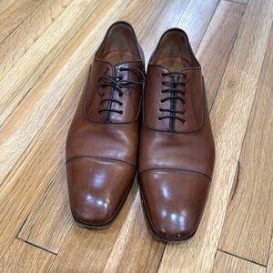 Louboutin Men’s Greggo lace up dress shoes size 10 / 43 in dark brown